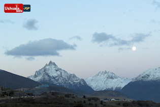 19:21 hs. Clima de nieve en Ushuaia