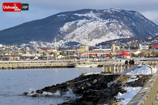 12:45 hs. La rompiente sobre el mirador