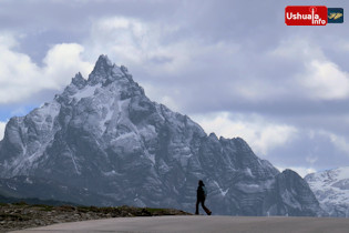 12:05 hs. Al pie del Olivia