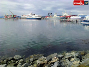 10:50 hs. Visitas en el muelle