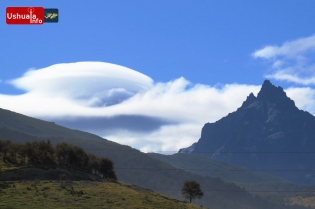 12:48 hs. Nubes fueguinas con 19°C