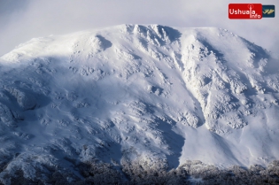 16:33 hs. Cimas lunares
