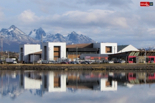 15:12 hs. Reflejo en la Bahía Encerrada