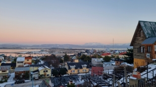 17:29 hs. Atardecer helado en Ushuaia