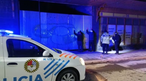 Detuvieron a Peter Lanzani por pintar graffitis en Ushuaia