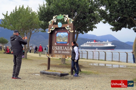 Comunidad fueguina se moviliza para salvar el icónico cartel de Ushuaia